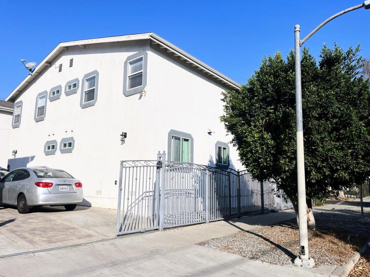 Apartment Tr2 4b 3bath Usc Crypto Sofi Universal Parking
