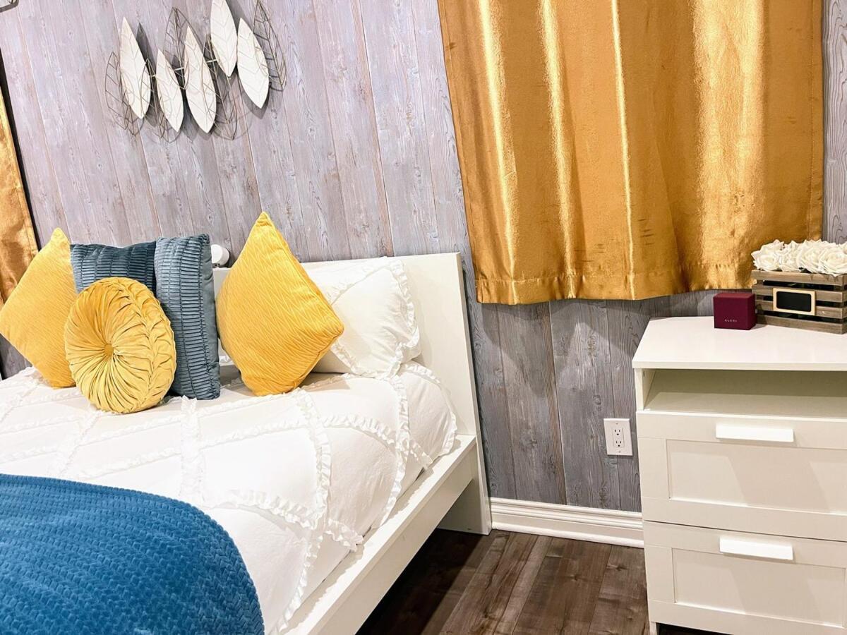 Tr2 4b 3bath Usc Crypto Sofi Universal Parking Apartment *