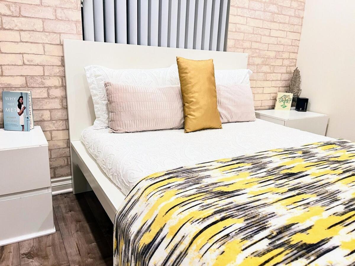 Tr2 4b 3bath Usc Crypto Sofi Universal Parking Apartment Los Angeles