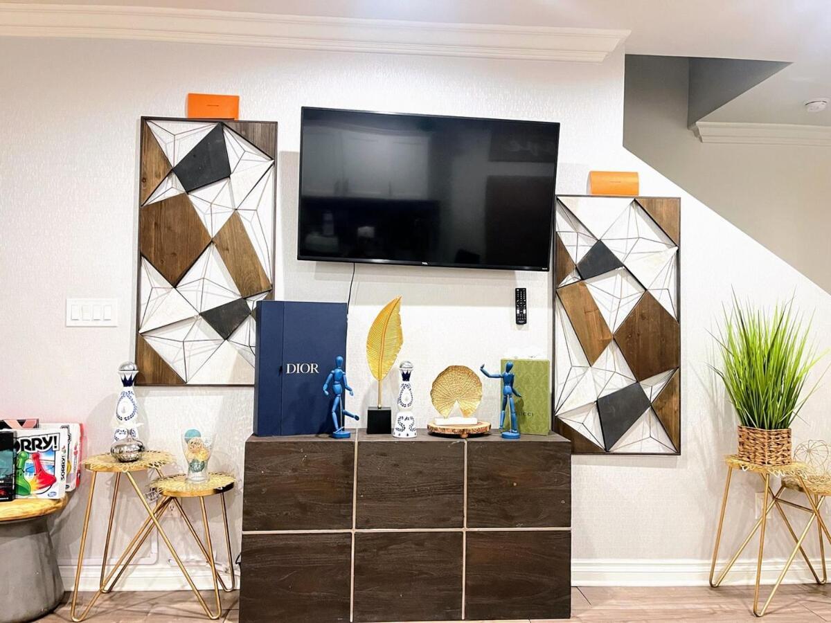 Apartment Tr2 4b 3bath Usc Crypto Sofi Universal Parking *